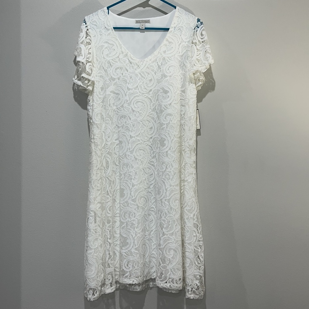 NWT lace white short sleeve dress